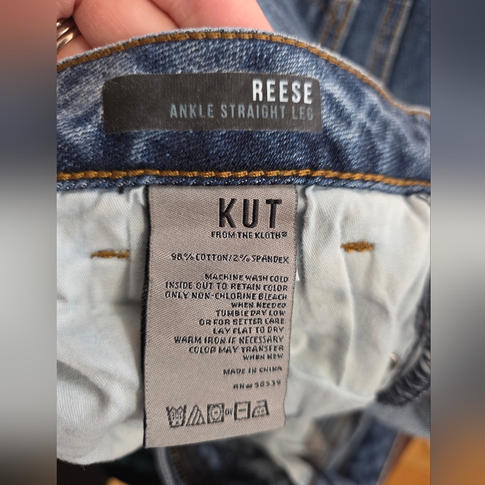 Kut from the Kloth Reese Ankle Straight Leg Jeans